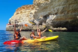 Benagil: Guided Kayak Tour in the benagil cave and remaining