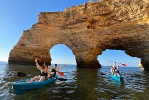 Benagil: Guided Sunrise Kayak Tour