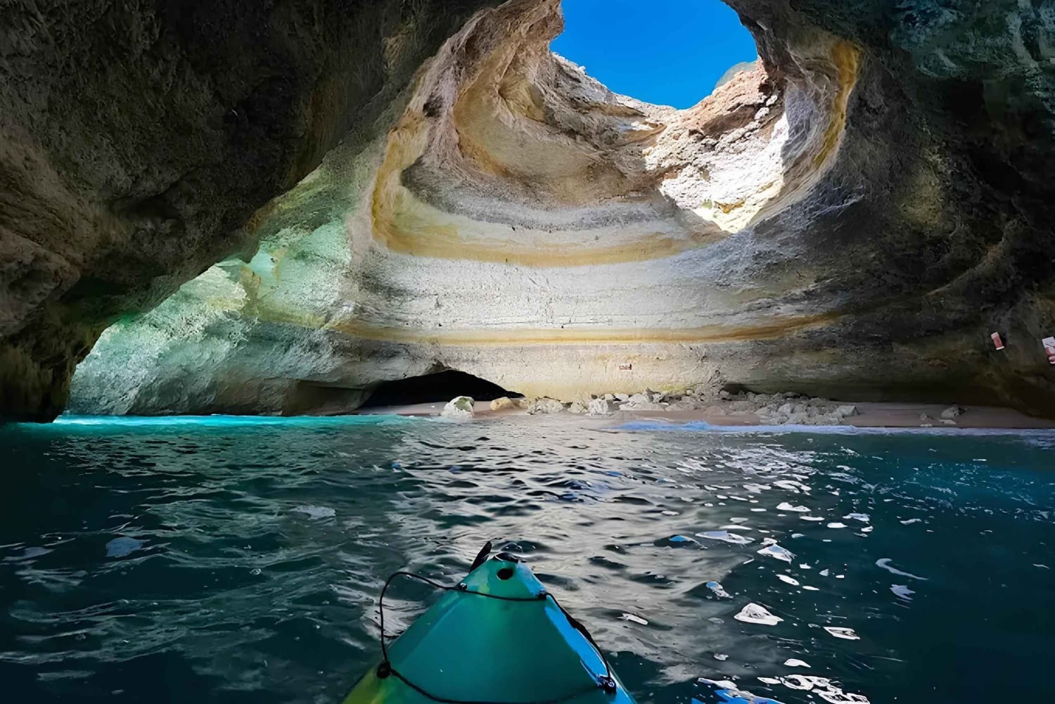 Benagil: Kajaktur till Benagilgrottorna – liten grupp