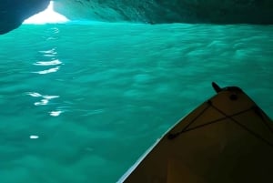 Benagil: Kajaktur till Benagilgrottorna – liten grupp