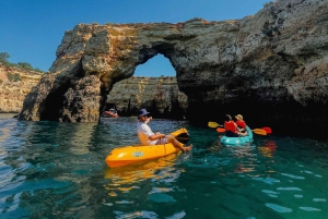 Benagil: Kajaktur till Benagilgrottorna – liten grupp