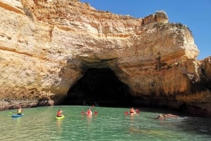 Benagil: Kayak Tour to Benagil Caves – Small Group