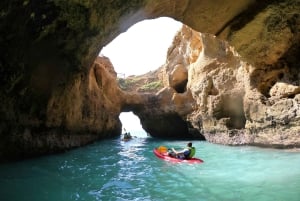 Benagil: Kayak Tour to Benagil Caves – Small Group