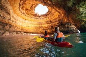 Benagil: Kayaking Tour to the Benagil Cave (Free Shower)