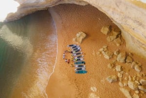 Benagil: Esperienza di paddle board nella grotta di Benagil e foto in 4k