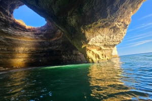 Benagil privat båttur till Benagilgrottorna