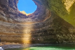 Benagil privat båttur till Benagilgrottorna