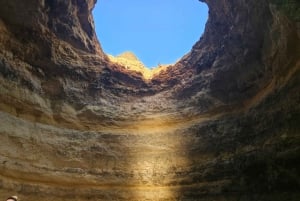 Benagil privat båttur till Benagilgrottorna