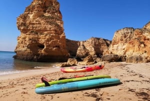 Odkryj jaskinie Benagil podczas wycieczki z przewodnikiem na desce do paddleboardingu