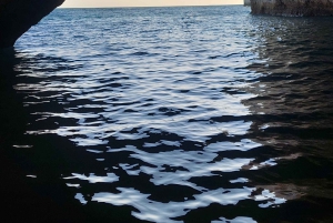 Benagil: Sunrise or Sunset Sea Kayak Tour