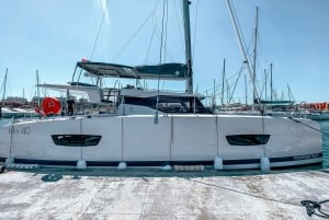 アルガルヴェのボート - 豪華なカタマラン船 - ポルティマン