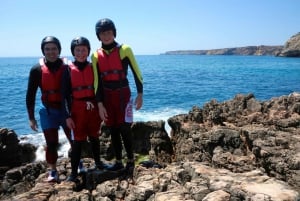 Coasteering Algarve: Kalliohyppy, uinti ja kiipeily Sagresissa