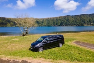 Descubre las joyas ocultas de São Miguel Tour privado de día completo