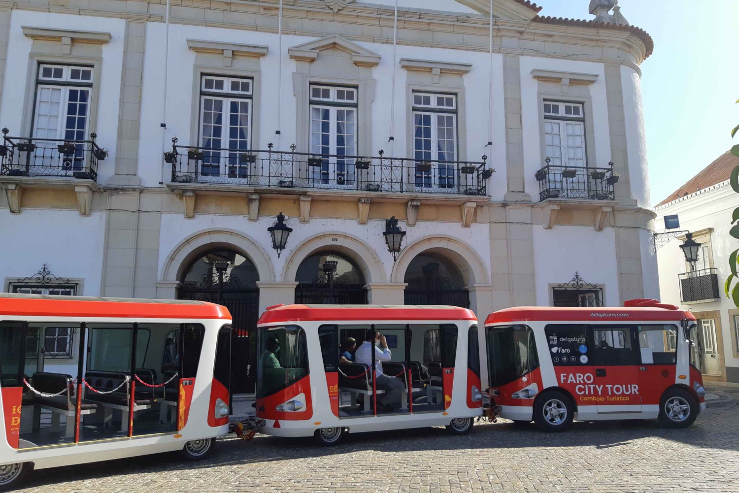 Faro: Hop On Hop Off City Tour by Tourist Train