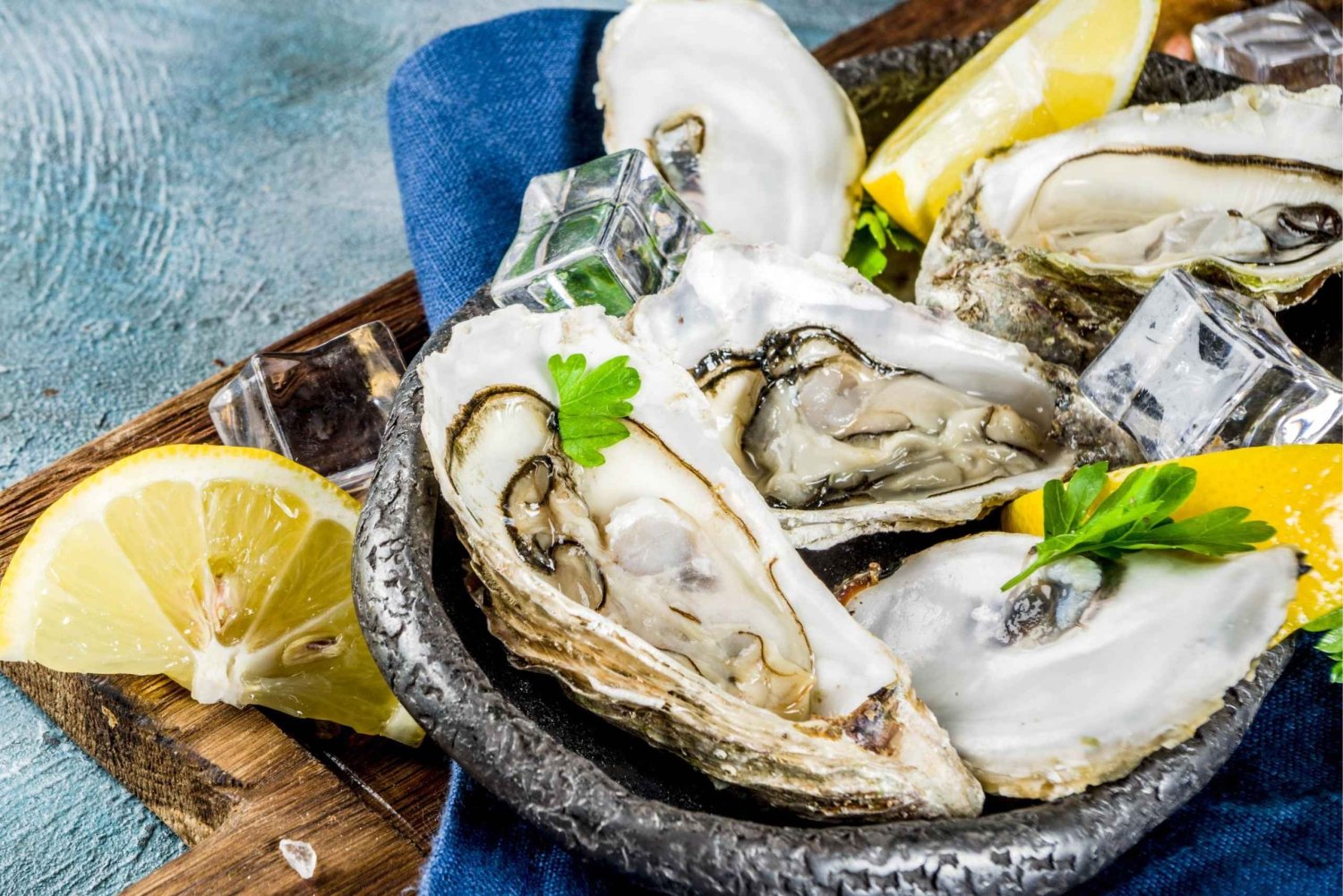 Faro: Private Boat Tour with Oyster Tasting and Sunset