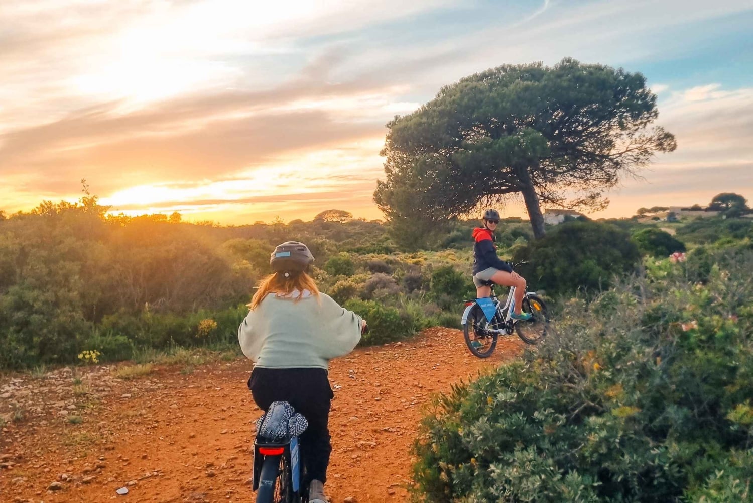 Villa de Ferragudo: Deslízate en bici eléctrica