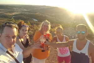 Fra Albufeira: Jeeptur i solnedgangen i Algarve med smaksprøver