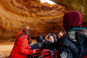 Depuis Albufeira : Excursion en bateau privé dans les grottes de Benagil