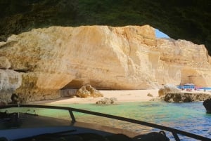 From Armação de Pêra: Benagil Caves and Beaches Boat Tour