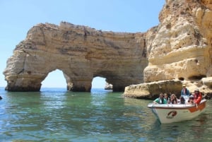 From Armação de Pêra: Private Beaches & Caves Boat Tour