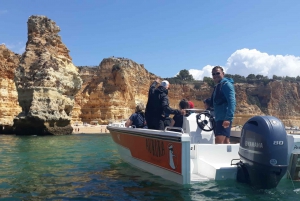 From Armação de Pêra: Private Benagil Beaches Boat Tour