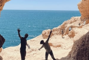 Von Faro aus: Benagil, Algar Seco, Praia Marinha, 7-Täler-Tour