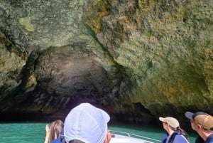 From Faro: Boat trip to Benagil Cave & Praia da Marinha