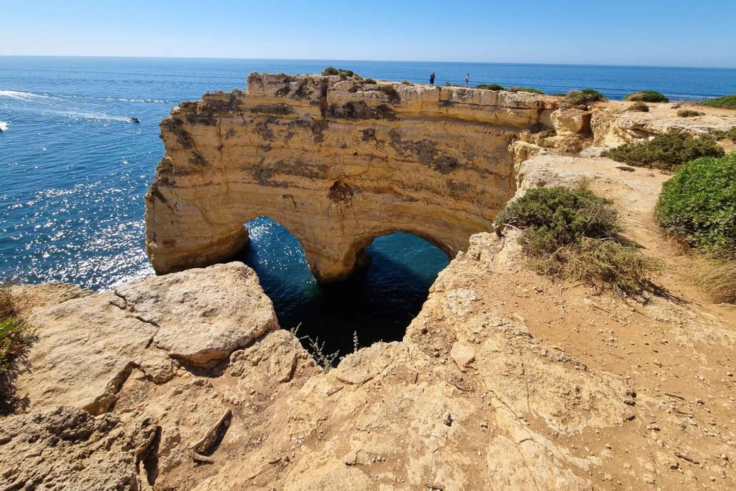 Från Faro: Vandra till Benagils klippor och upplev fyra skatter