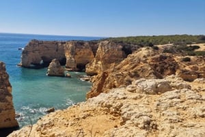 Från Faro: Vandra till Benagils klippor och upplev fyra skatter