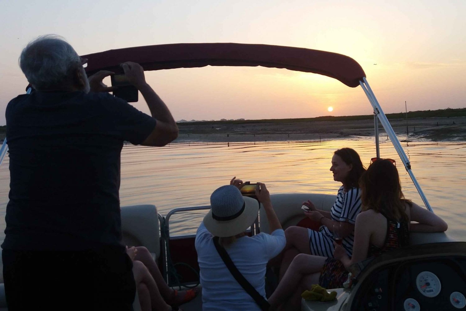Da Faro: crociera in catamarano al tramonto sulle isole Ria Formosa