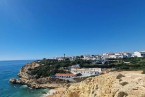 From Faro/Tavira: Benagil Hiking Tour with Snorkeling