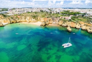 Depuis Lagos : croisière en catamaran dans l’Algarve