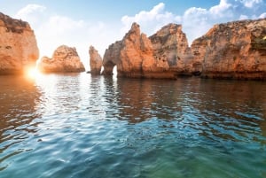 Ab Lagos: Bootsfahrt an der goldenen Küste der Algarve