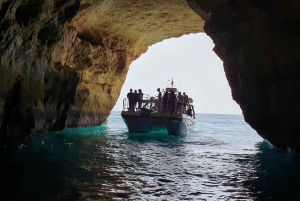 From Lagos: Family-Friendly Catamaran Tour of Benagil