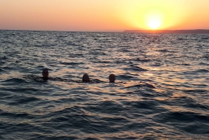 Z Lagos: rejs o zachodzie słońca Ponta da Piedade z drinkiem