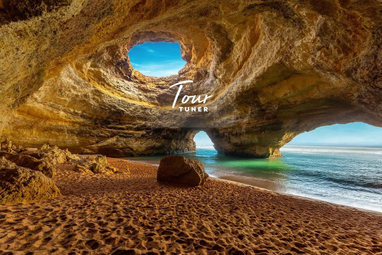 Desde Lisboa: Explora el Algarve con un tour en barco a las cuevas de Benagil.