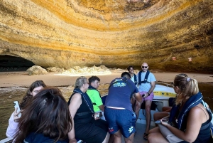 From Lisbon: Private tour to Algarve,Benagil cave & Lagos