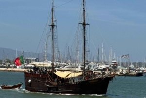 From Lisbon: Private tour to Algarve,Benagil cave & Lagos