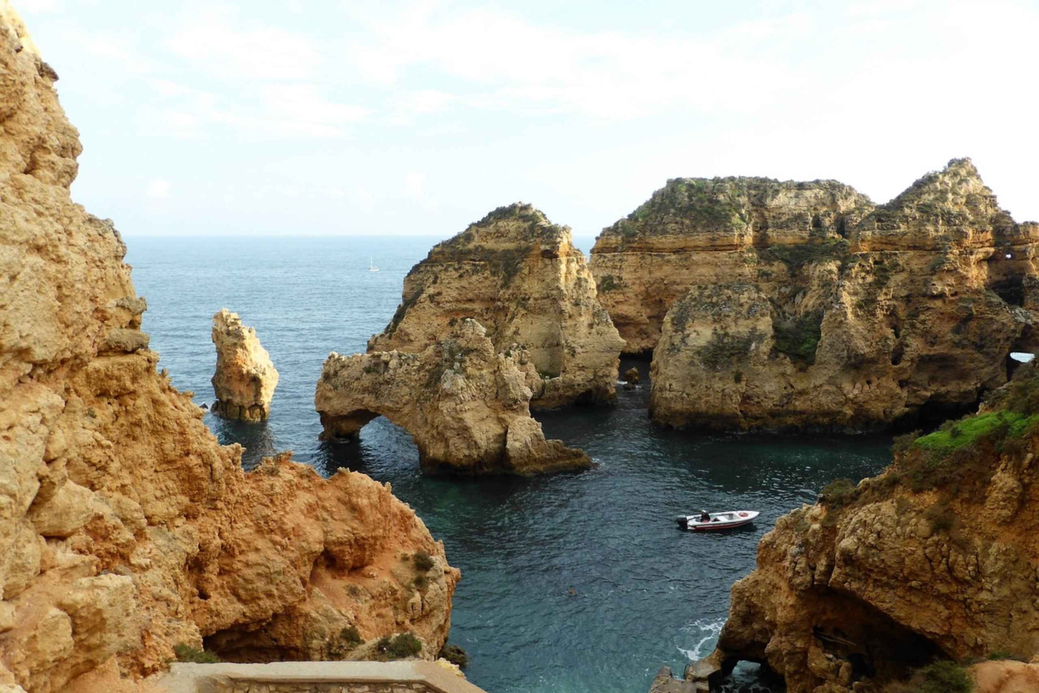 Tour di un giorno da Lisbona all'Algarve con la Grotta di Benagil.