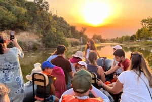 From Portimão: Arade River Boat Tour to Silves Medieval Town