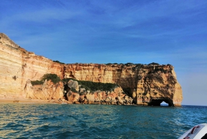 Fra Portimão: Benagil-hulerne og Marinha-stranden bådtur