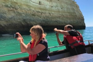 Von Portimão aus: Bootsfahrt zu den Benagil-Höhlen