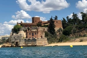 Von Portimão aus: Bootsfahrt zu den Benagil-Höhlen