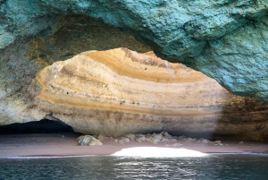 Von Portimão aus: Bootsfahrt zu den Benagil-Höhlen