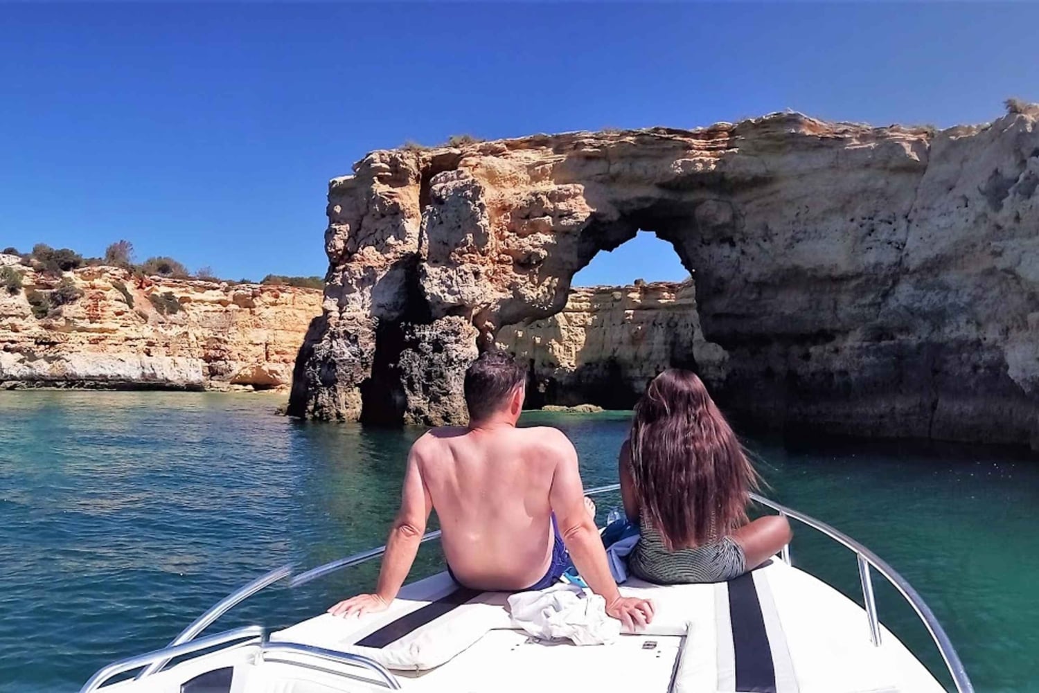 From Portimão: Private Benagil Caves Boat Tour with Drinks