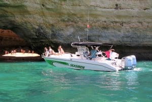 From Portimão: Private Benagil Caves Boat Tour with Drinks