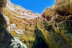 Portimãosta: Benagilin luoliin.