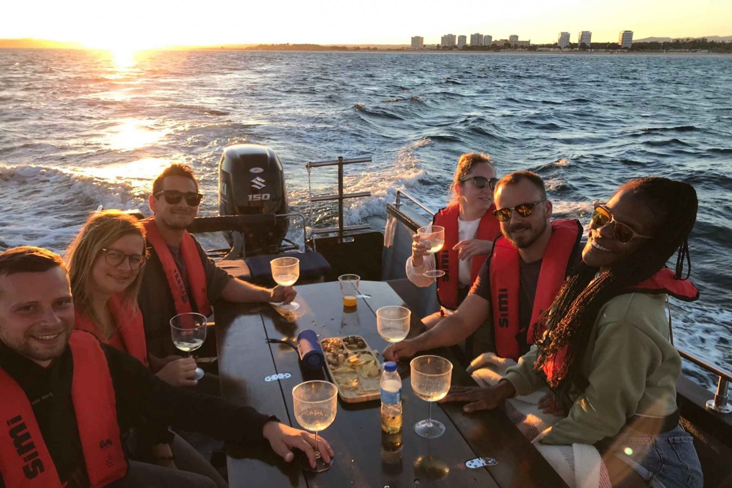 From Portimão: Sunset Boat Trip with Wine