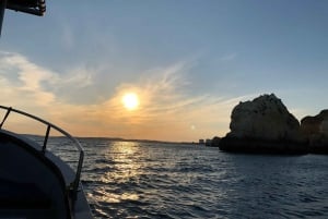 From Portimão: Sunset Boat Trip with Wine