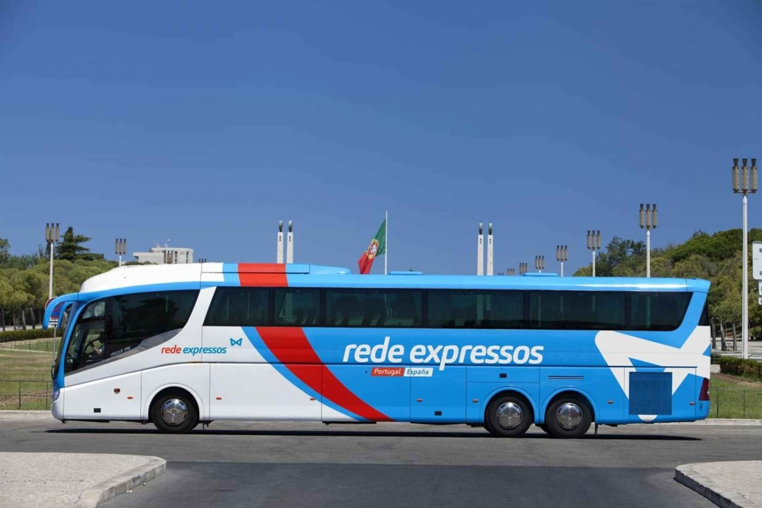 From Porto Airport: Transfer to Lagos Central Bus Station